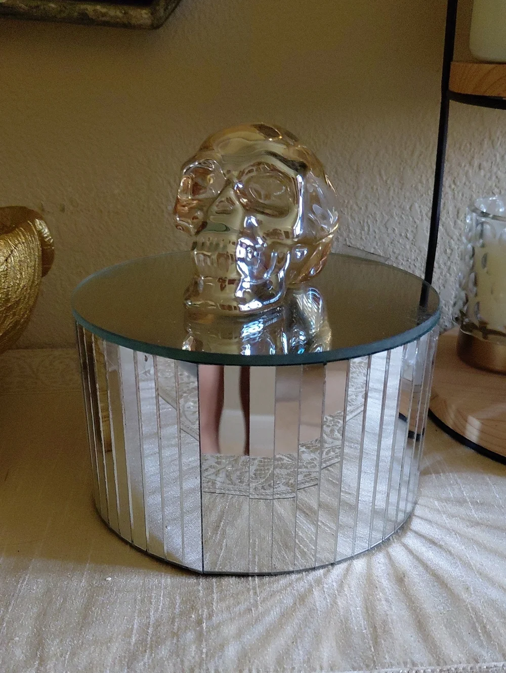 GLASS SKULL FELT LINED CONTAINER